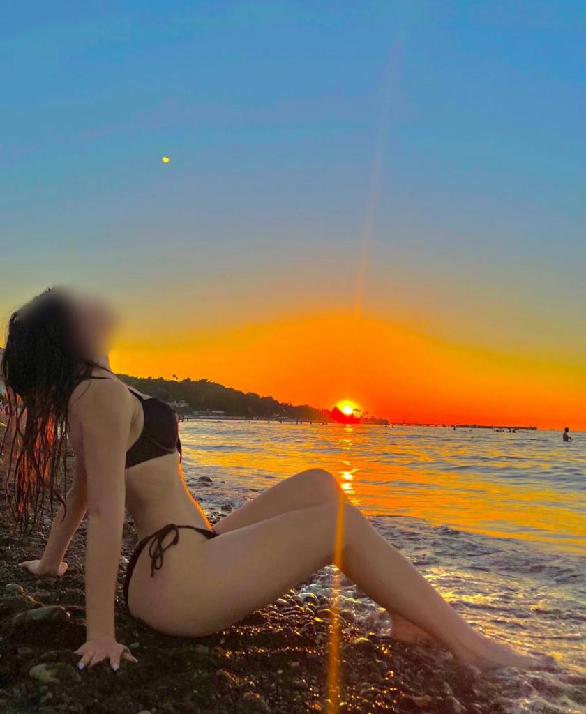 Chica busca chico en Granada: 