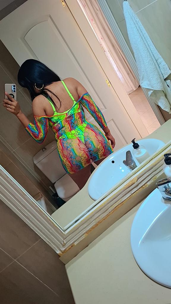 Chica busca chico en Tenerife: 