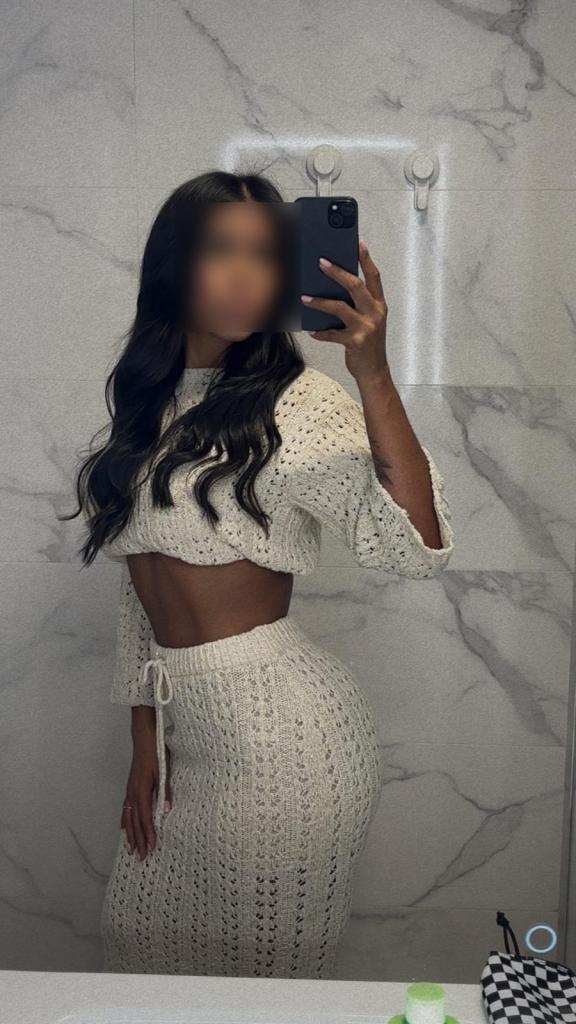 Chica busca chico en Orense: 