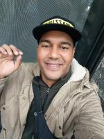 697721438: Chico busca chica en Madrid