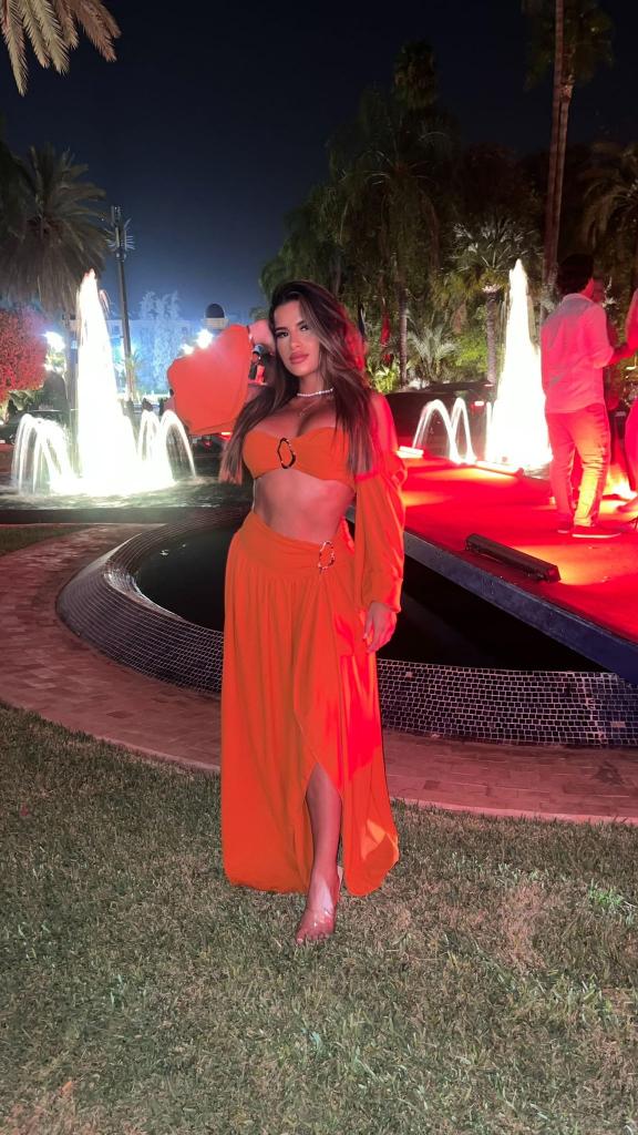 Chica busca chico en Cádiz: 