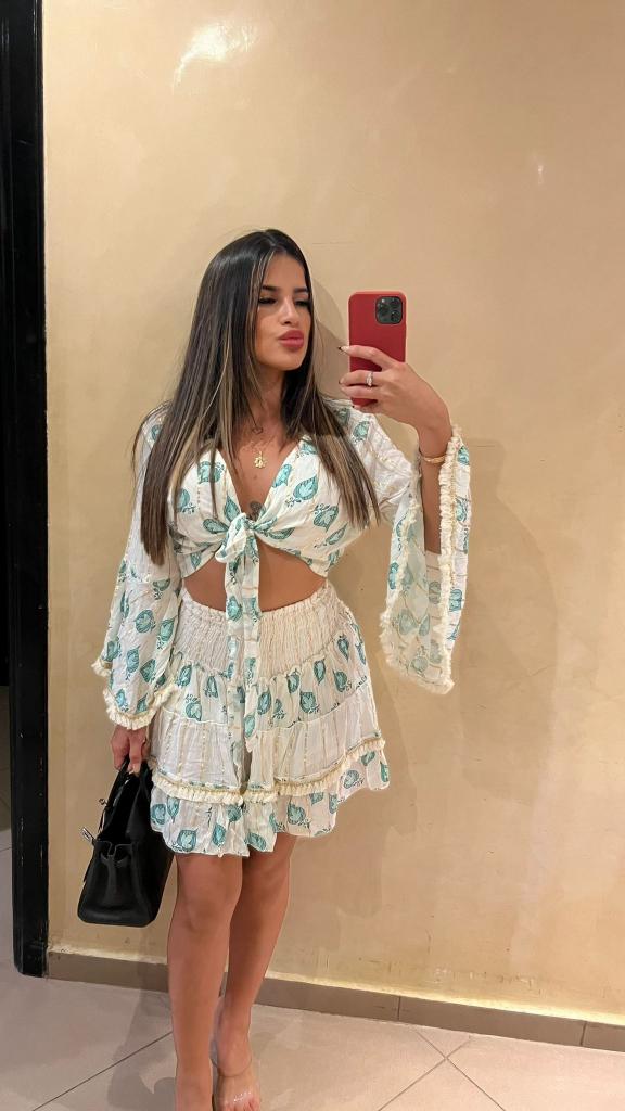 Chica busca chico en Cádiz: 