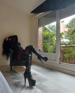 Chica busca chico en Madrid: 