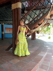 643264765: Travesti en Granada