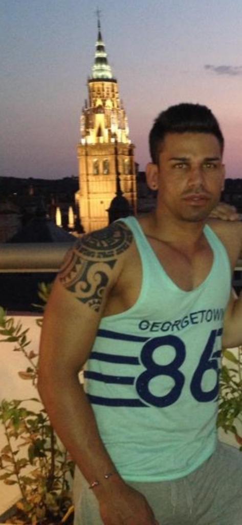 670427654: Chico busca chica en Córdoba