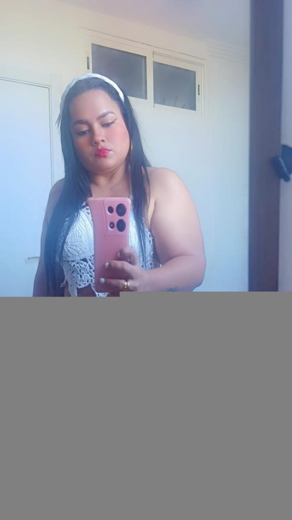 Chica busca chico en Tenerife: 