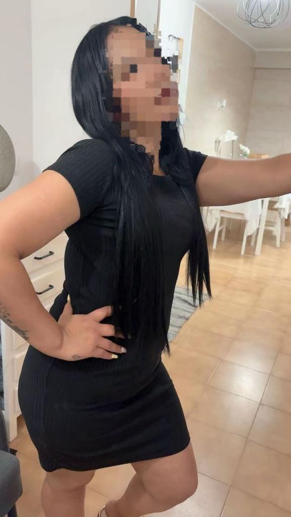 Chica busca chico en Tenerife: 