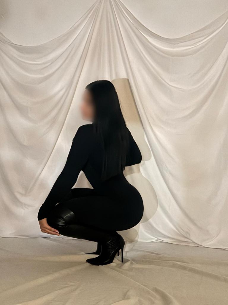 Chica busca chico en Mallorca: Chica busca chico
