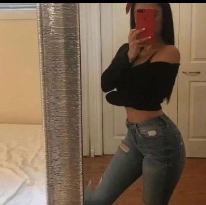 Chica busca chico en Navarra: 