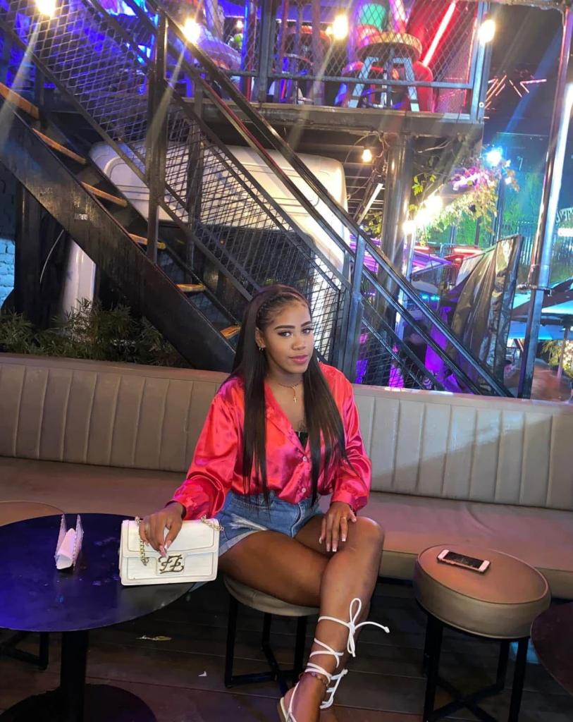 622768046: Chica busca chico en Barcelona