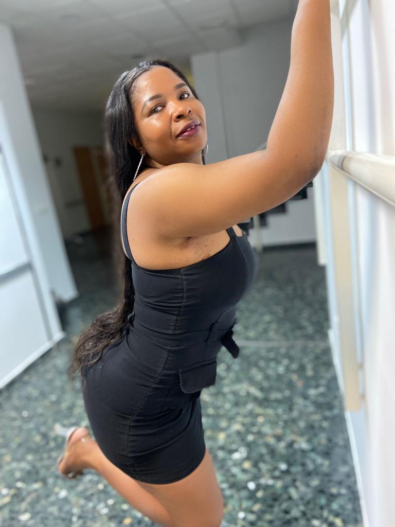 Chica busca chico en Alicante: 