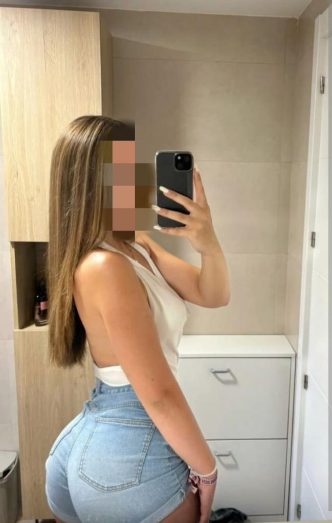 Chica busca chico en Cádiz: 