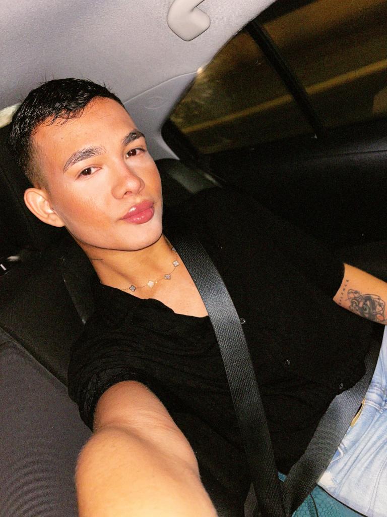 Chico busca chica en Almería: 