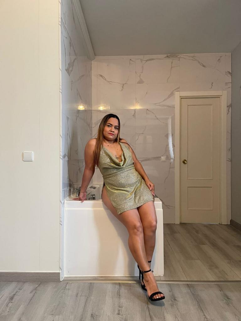 Chica busca chico en Tenerife: 