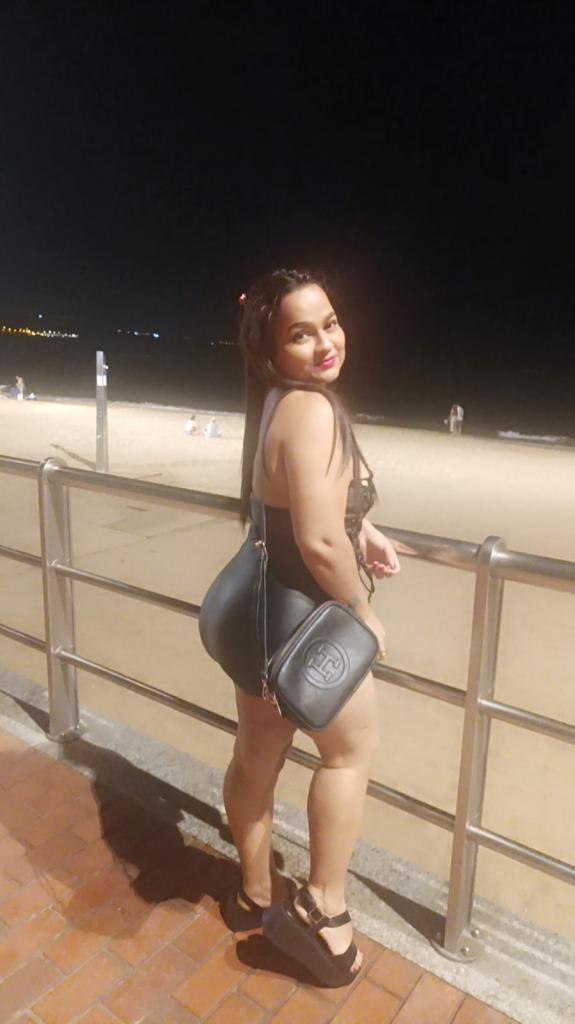 Chica busca chico en Tenerife: 