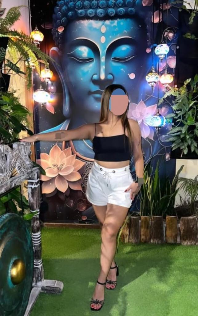 Chica busca chico en Cantabria: Chica busca chico