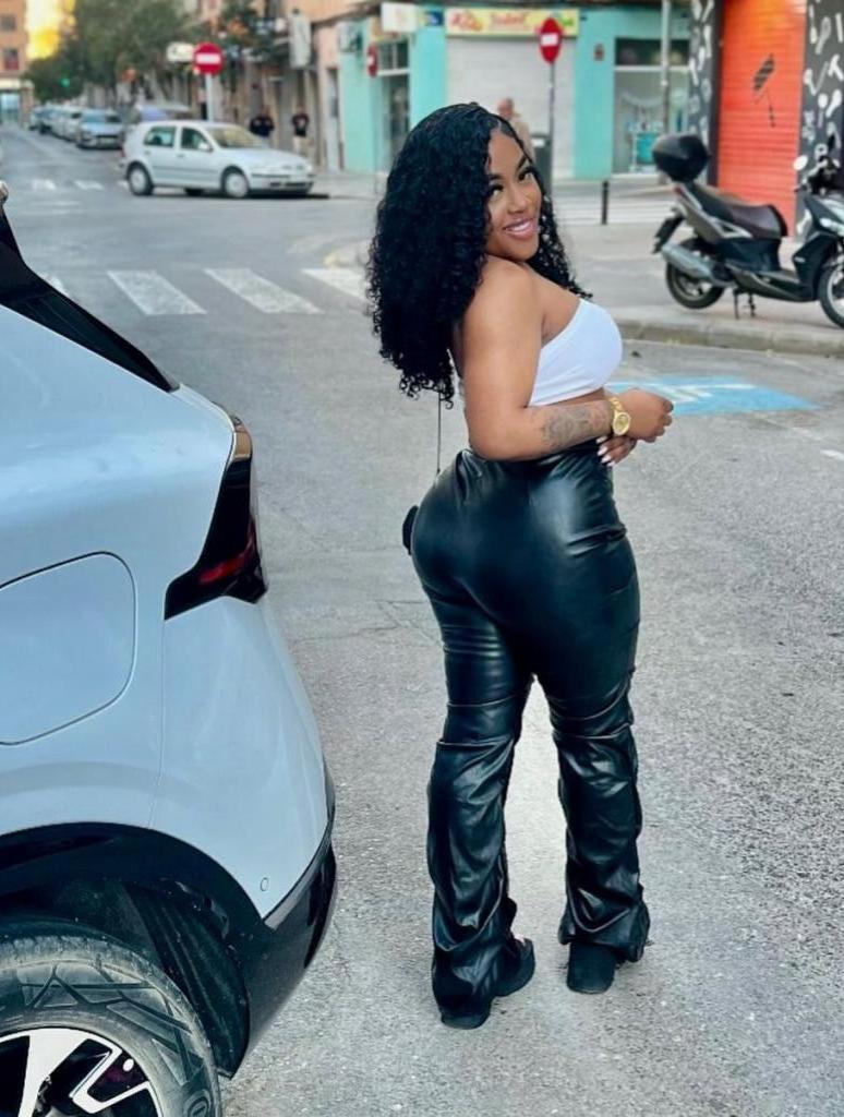 Chica busca chico en Valencia: 