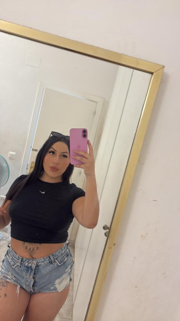 Chica busca chico en Tenerife: 