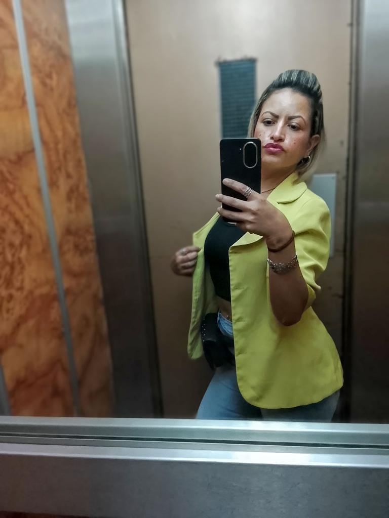 Chica busca chico en Murcia: 