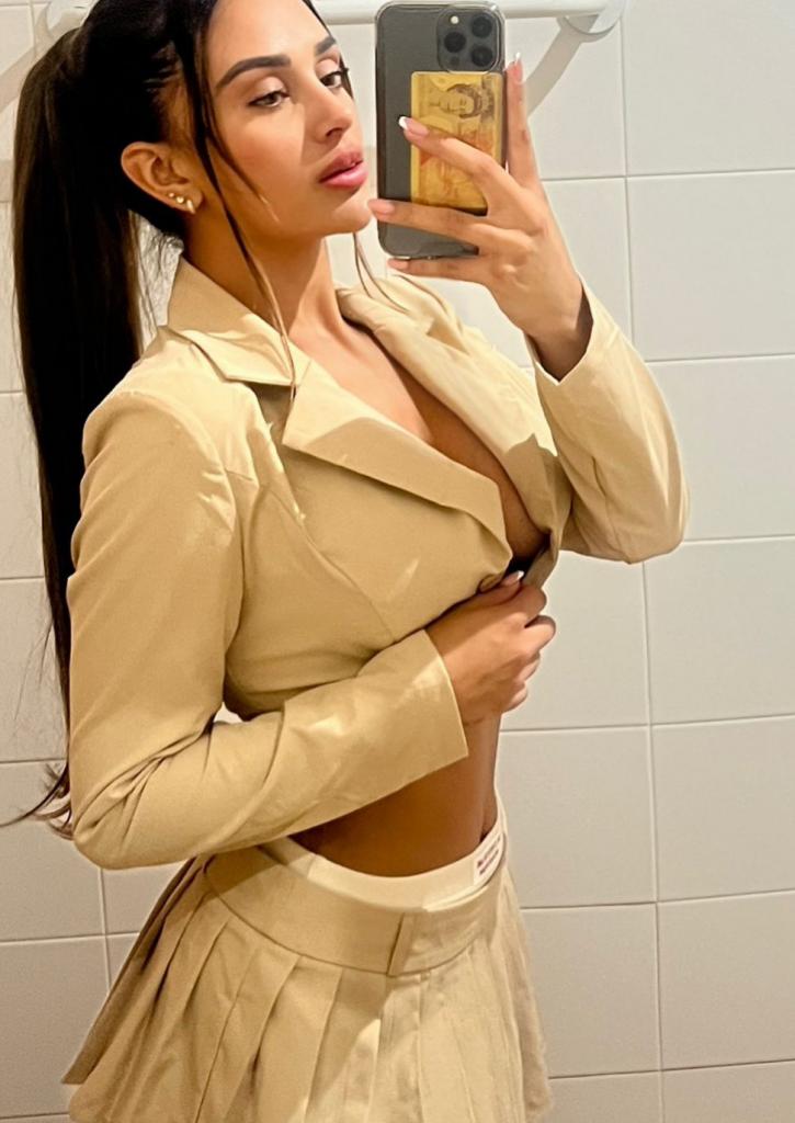 Chica busca chico en Mallorca: 