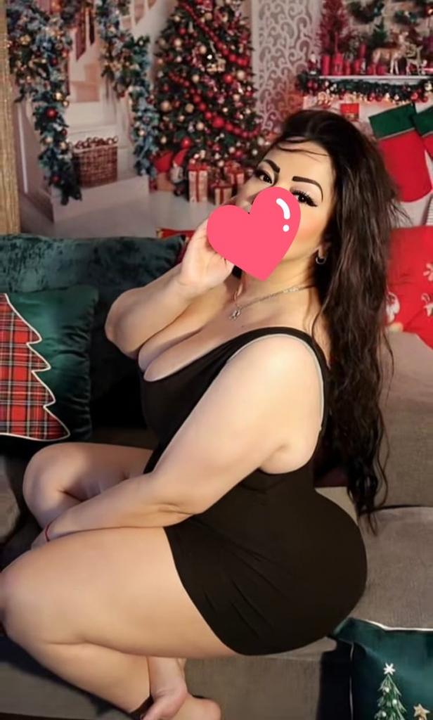 Chica busca chico en Almería: 