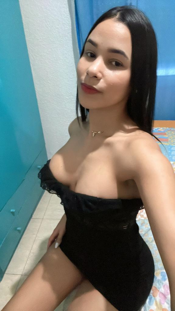 689440311: Chica busca chico en León