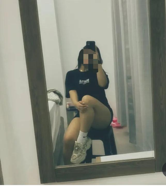 Chica busca chico en Sevilla: 