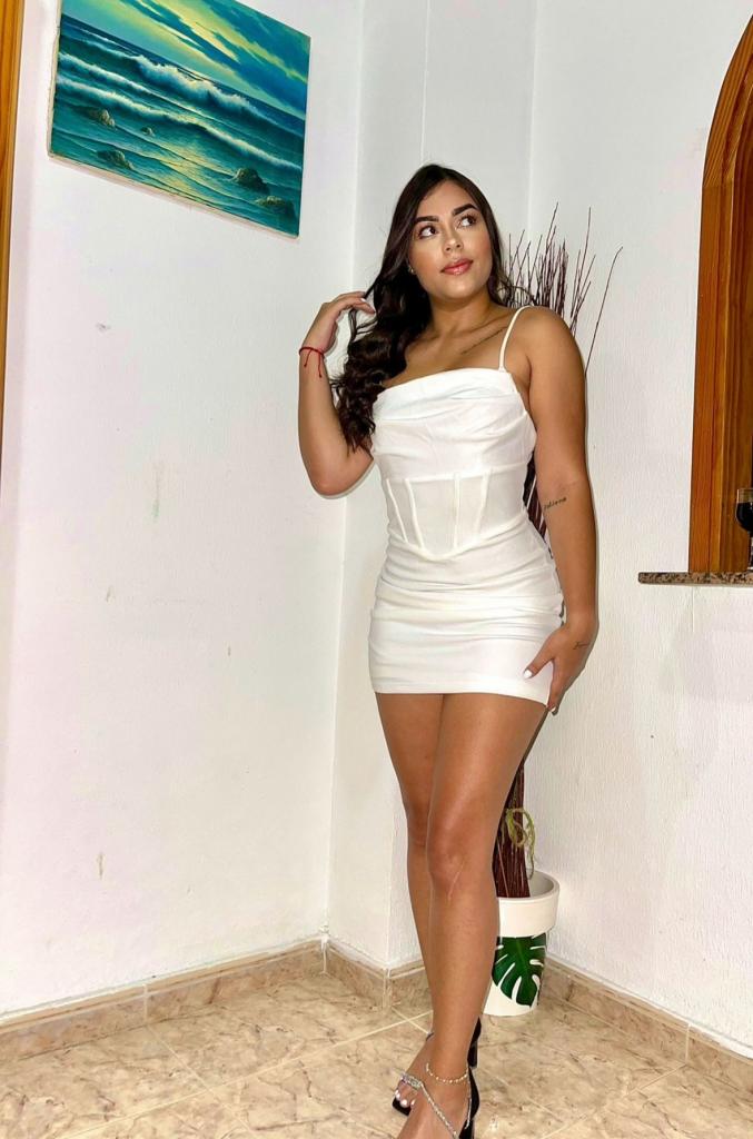 Chica busca chico en Tenerife: 