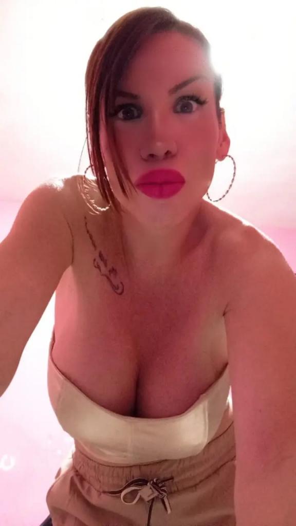 631943988: Transexual en Murcia