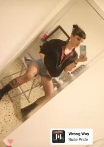 662303924: Chica busca chico en Barcelona