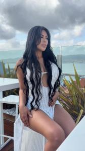 694262933: Chica busca chico en La Coruña