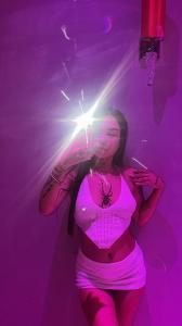 664355291: Chica busca chico en Málaga