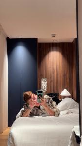 611332317: Chico busca chica en Barcelona