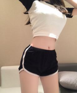 688140278: Chica busca chico en Barcelona