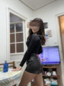 679111455: Chica busca chico en Madrid
