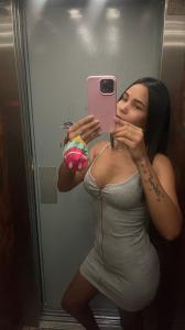 689440311: Chica busca chico en León