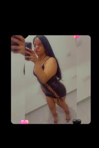 642684135: Chica busca chico en Sevilla