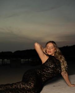 613922358: Chica busca chico en Navarra