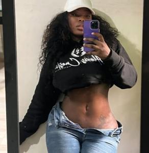 664407607: Chica busca chico en Sevilla