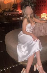 610919811: Chica busca chico en Madrid