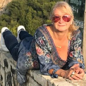 653142614: Chica busca chico en Orense