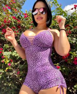 643915413: Chica busca chico en León