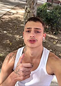 612461014: Chico busca chica en Alicante