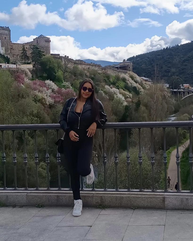 Chica busca chico en Asturias: 