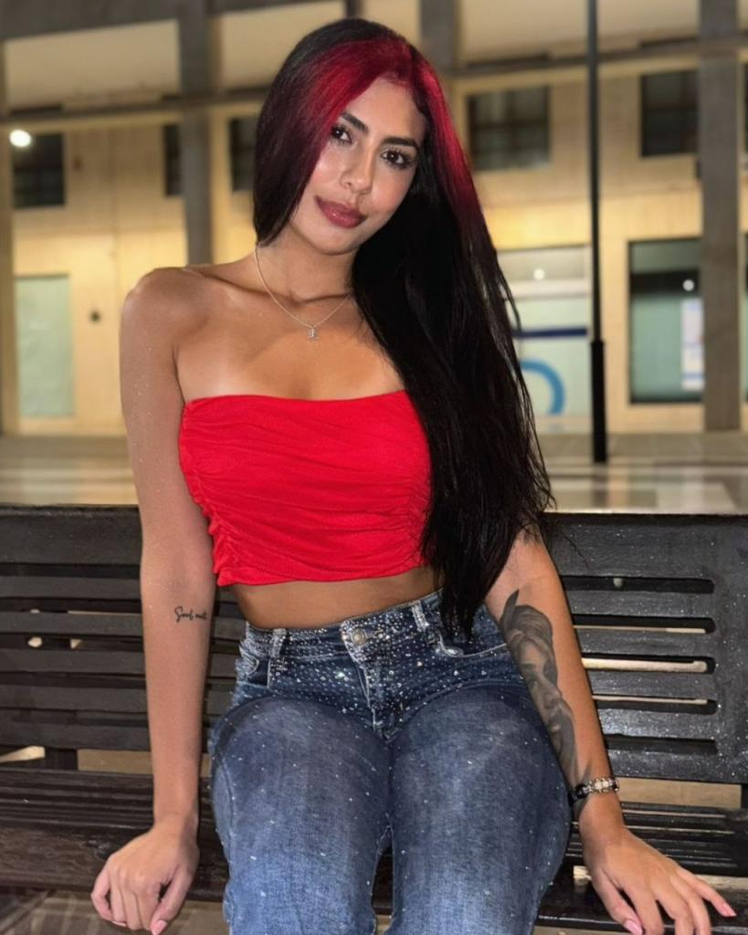 Chica busca chico en Mallorca: 