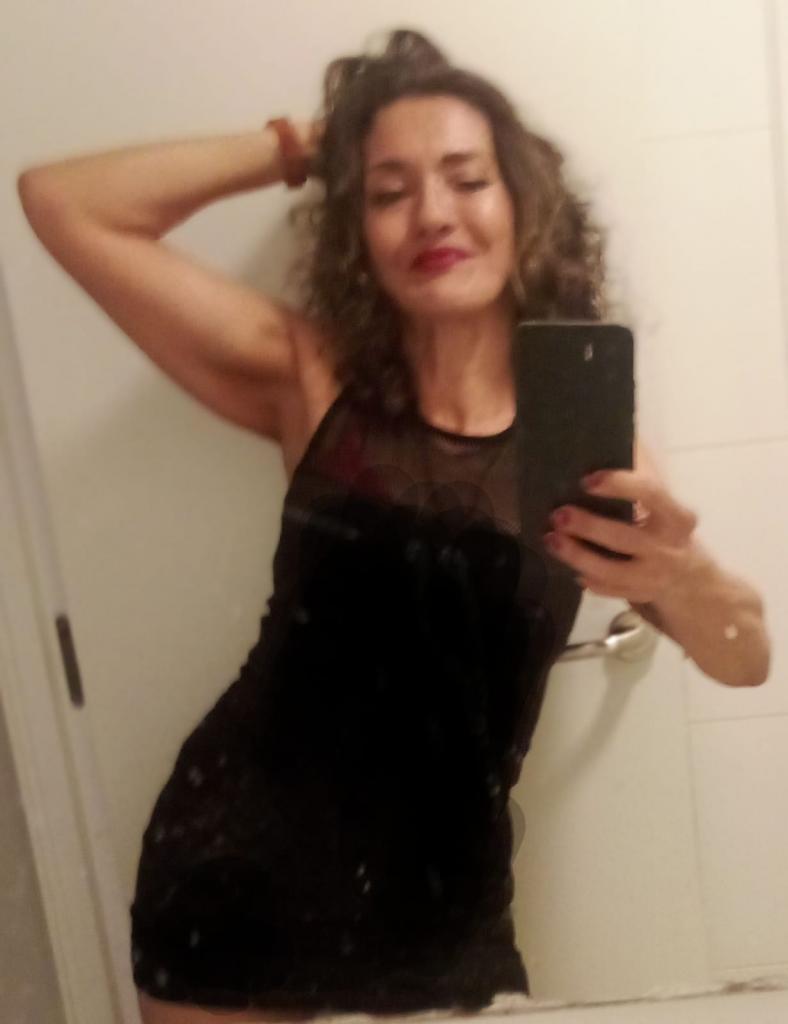 Chica busca chico en Sevilla: 