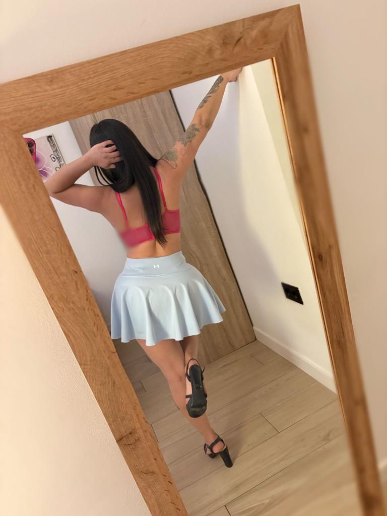 613834642: Chica busca chico en Cádiz