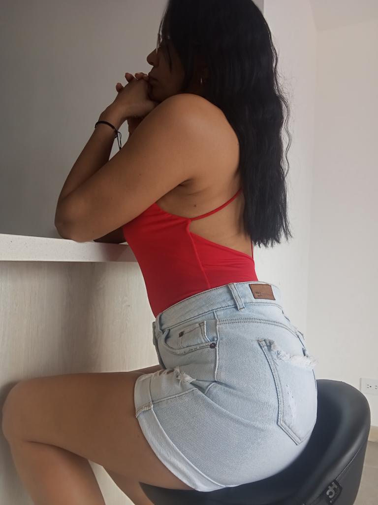 Chica busca chico en Jaén: 