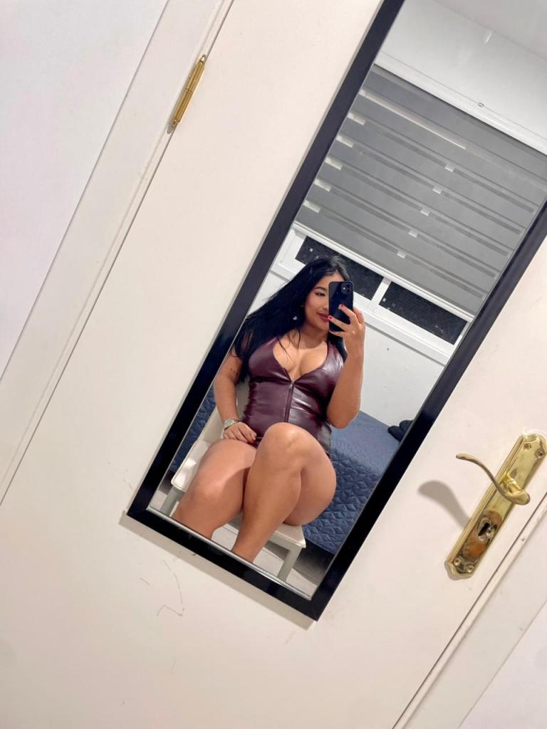 Chica busca chico en Tenerife: 