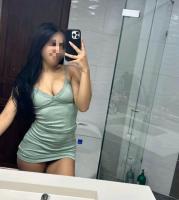 678650442: Chica busca chico en Sevilla